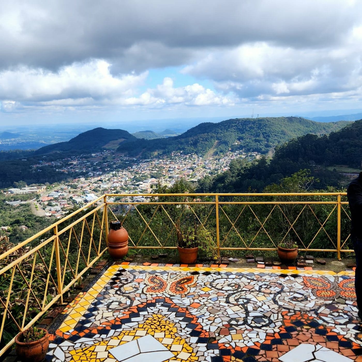 MORRO REUTER: O PRIMEIRO DEGRAU DA SERRA GAÚCHA