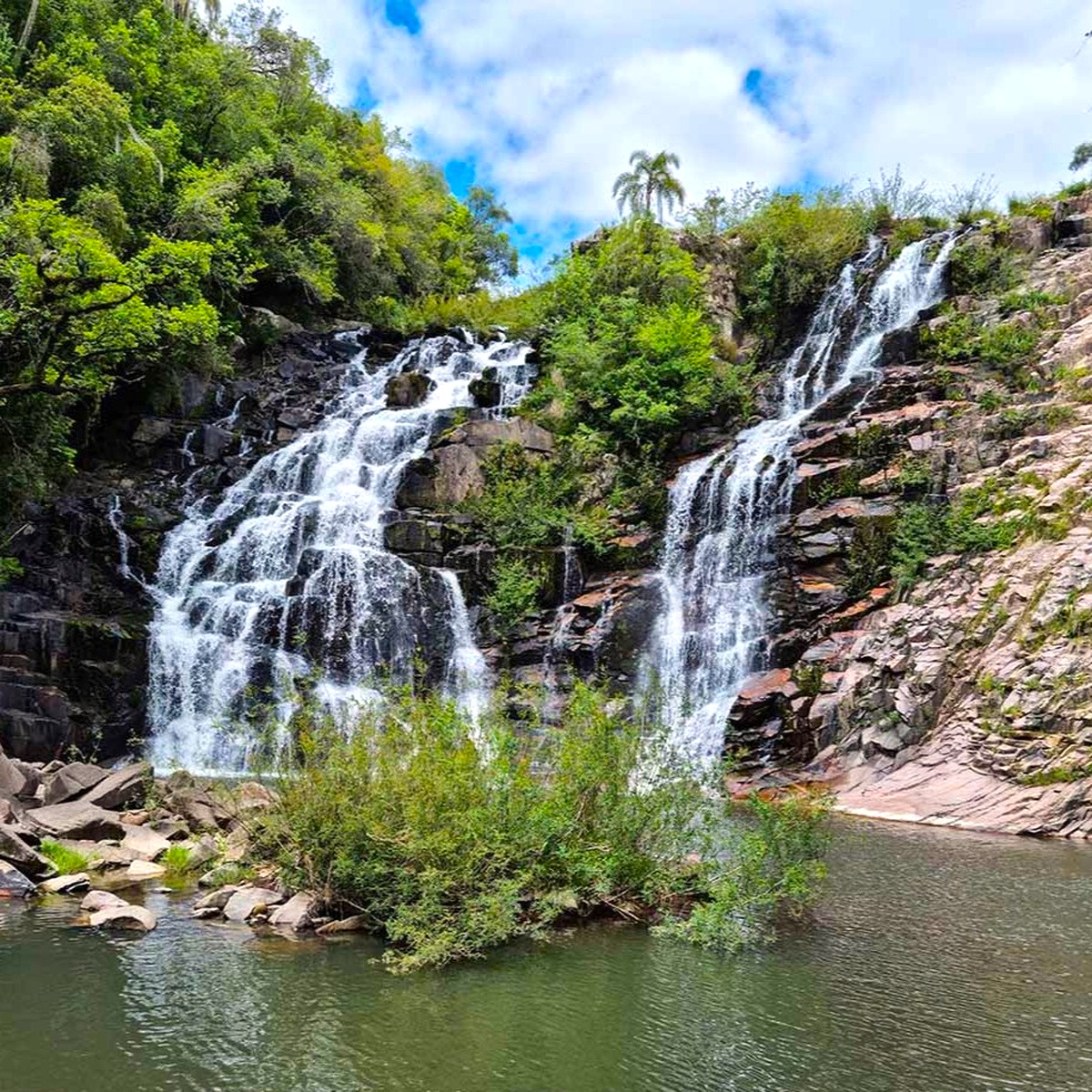 CAÇAPAVA DO SUL: O CORAÇÃO DO PAMPA